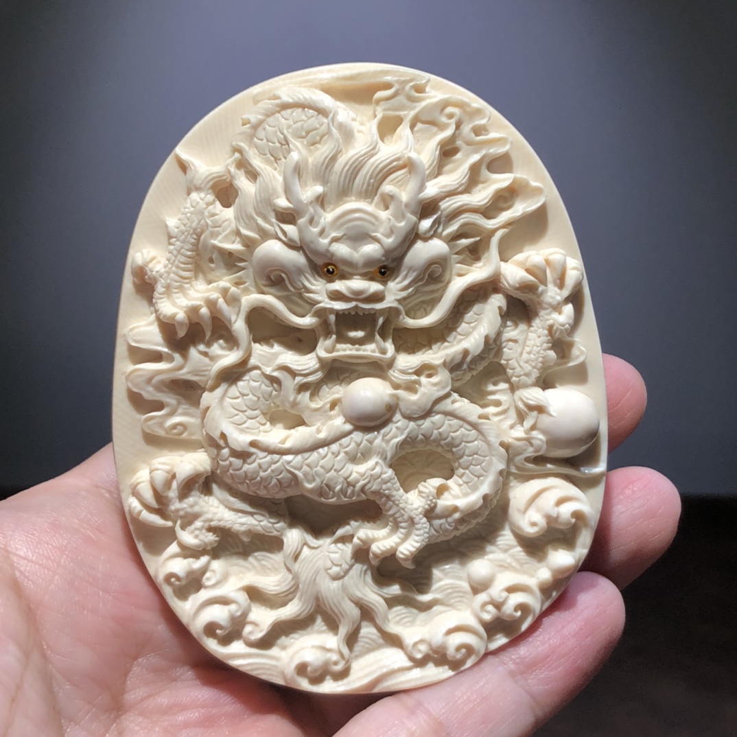 【騰空牌】精選猛犸滿(mǎn)紋冰料手工精雕，祥龍霸氣傳神，靈性十足！